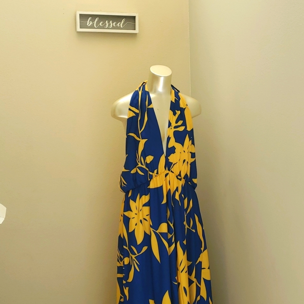 Large Flowered 💐 Dress